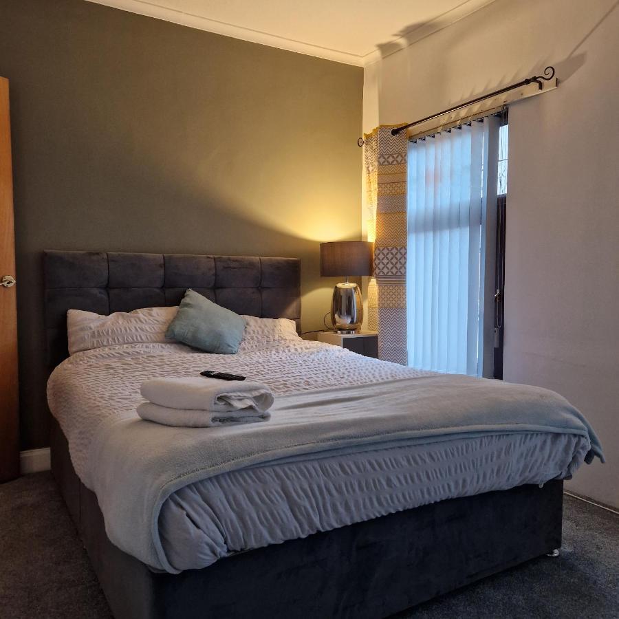 Central Belfast Town House Esterno foto